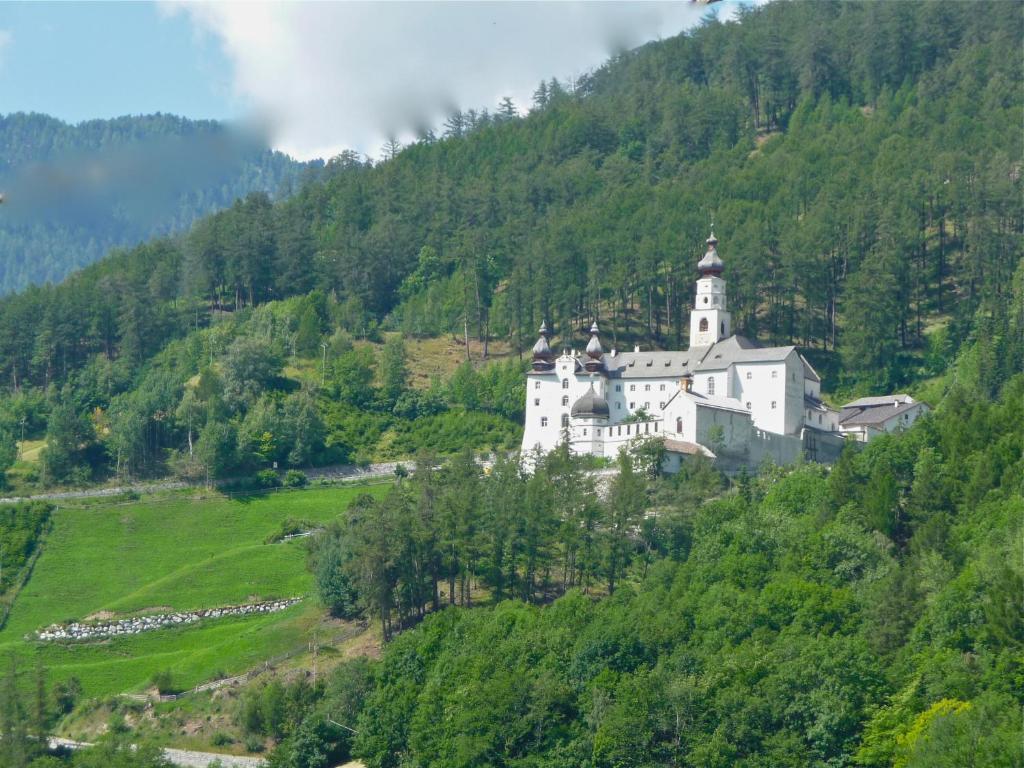 Hotel Laerchenhain St. Valentin auf der Haide Exterior foto